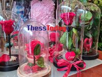 Αγίου Βαλεντίνου: Με 150.000 κόκκινα τρι...