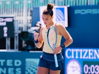 «Προελαύνει» η Σάκκαρη στο US Open - Ξαν...