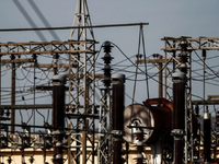 Λογαριασμοί ρεύματος: Στα κίτρινα και πο...