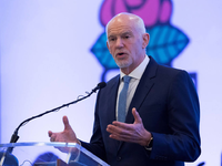 Γιώργος Α. Παπανδρέου, στο Συμβούλιο της...