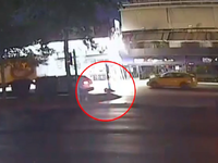 Λεωφόρος Αθηνών: Τα οχήματα περνούσαν γι...