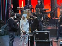 Οι πρώτες πρόβες της Άννας Βίσση στον Απ...