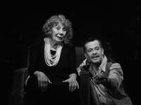 Πάτρα: Στο θέατρο act η παράσταση «Famil...