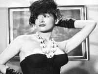 Σία Αναγνωστοπούλου: «Και ο Θεός έπλασε ...