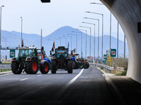 Μπλόκα: Έξοδος από παρακαμπτηρίους και ο...