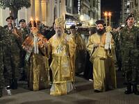 Πάτρα: Η Ακολουθία του Επιταφίου από τον...