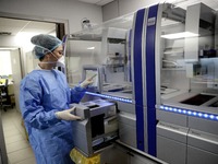 Κορωνοϊός: Πού εντοπίστηκαν τα 407 νέα κ...