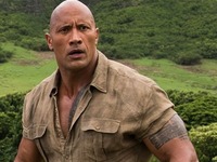 Ο Ντουέιν Τζόνσον έφτασε τα 200 εκατ. ακ...