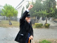 Μανώλης Γλέζος: Η σημαία της καρδιάς μας