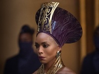 H Άντζελα Μπάσετ γράφει ιστορία στα Όσκα...