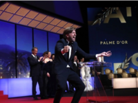 Φεστιβάλ Καννών: Στον Σουηδό Ρούμπεν Έστ...