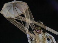 «Όλη η Πάτρα χορεύει»- Χιλιάδες καρναβαλ...