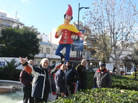 Η Πάτρα "ντύνεται" καρναβαλικά- ΦΩΤΟ