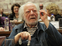 Ροβήρος Μανθούλης: Πέθανε ο σπουδαίος σκ...