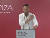 Κασσελάκης: Ξεσκόνισε ξανά τον ώμο του– ...