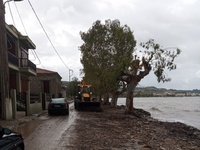 Μαύρα χάλια η παραλιακή των Βραχνεΐκων -...