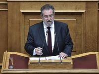 Ανδρέας Παναγιωτόπουλος: Κάτω τα χέρια α...