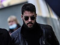 "Ζει τη δική του φυλακή" ο Μάν...