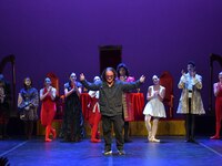 Πάτρα: Ζεστό χειροκρότημα για την παράστ...