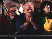 Βραζιλία: Ηγέτες σε όλο τον κόσμο χαιρετ...