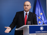 Γ. Οικονόμου:  Θα θρηνούμε θύματα όσο η ...