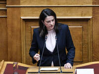 Απέρριψε τις τροπολογίες του ΣΥΡΙΖΑ η Ν. Κεραμέως