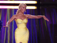 Eurovision 2023: Ποια είναι η παρουσιάστ...