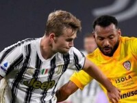 Ντε Λιχτ: Ο πιο ακριβοπληρωμένος παίκτης...