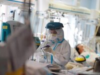 Νέο σοκ με 119 νεκρούς- 19.731 νέα κρούσ...