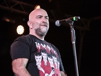 Ο Μπάμπης Στόκας αποκάλυψε γιατί διαλύθη...