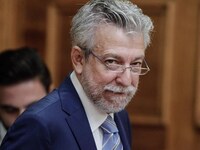 Παραιτήθηκε από την Κεντρική Επιτροπή το...