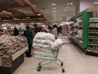 Ο απίστευτος τζίρος των σούπερ μάρκετ στ...