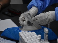 Κορωνοϊός: Τα 1.825 κρούσματα σε 10 μέρ...