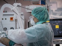 Κορωνοϊός: Ακόμα πέντε νεκροί στην Ελλάδα