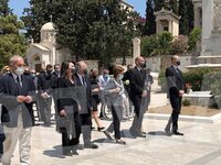 Σε βαρύ κλίμα η κηδεία του Κωνσταντίνου ...