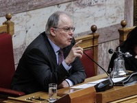 Τασούλας σε Βαρουφάκη: Επιστρέφω τον φάκ...