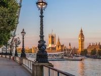 Politico: Σκάνδαλο στο Λονδίνο - Βουλευτ...