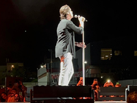 Πάτρα: Χαμός στην πρώτη συναυλία του Νίκ...