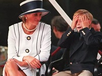 Ο Πρίγκιπας Χάρι μπήκε στο τούνελ που σκ...