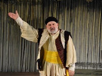 «Εξαφανίζεται» ο Πέτρος Φιλιππίδης- Πουλ...