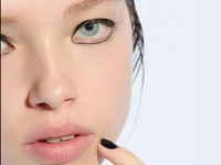 Dark cherry & crystal black: Η παλέτ...