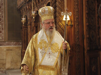 Κορωνοϊός: Επιδεινώθηκε η υγεία του Μητρ...