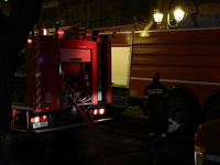 Πάτρα: Έριξαν στουπί σε βαν του ΟΣΕ- Συν...