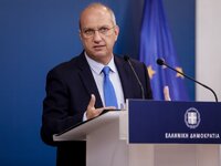 Πάτρα- Οικονόμου για ομιλία Τσίπρα: Σε έ...