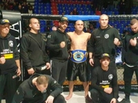 Έβγαλε τον αντίπαλό του νοκ άουτ σε 5 δε...