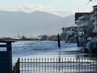 Κακοκαιρία: Ζημιές, πλημμύρες και εκκενώ...