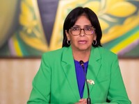 Καθήκοντα προέδρου της Βενεζουέλας ανέλα...