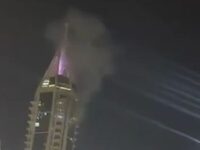 Ντουμπάι: Καπνός σε ουρανοξύστη στη μαρί...