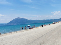 Ανάγκη για επιπλέον αποδυτήρια και ντουζ...