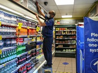 Βρετανία: Προειδοποιούν για ελλείψεις σε...